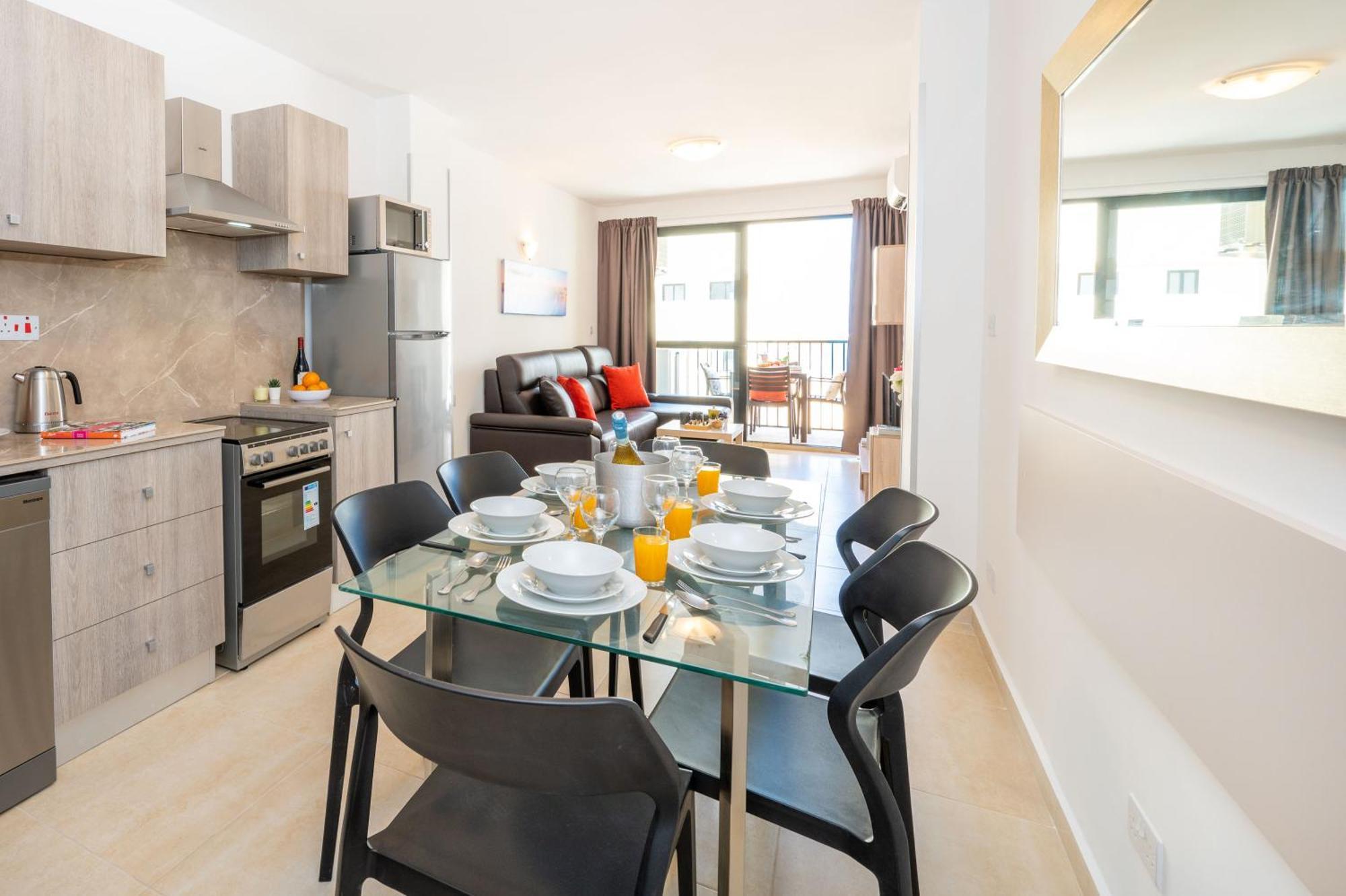 Sea Bliss Apartments With Terrace Just Off Seafront In St Paul'S Bay - By Getawaysmalta Σεντ Πόλς Μπέι Εξωτερικό φωτογραφία